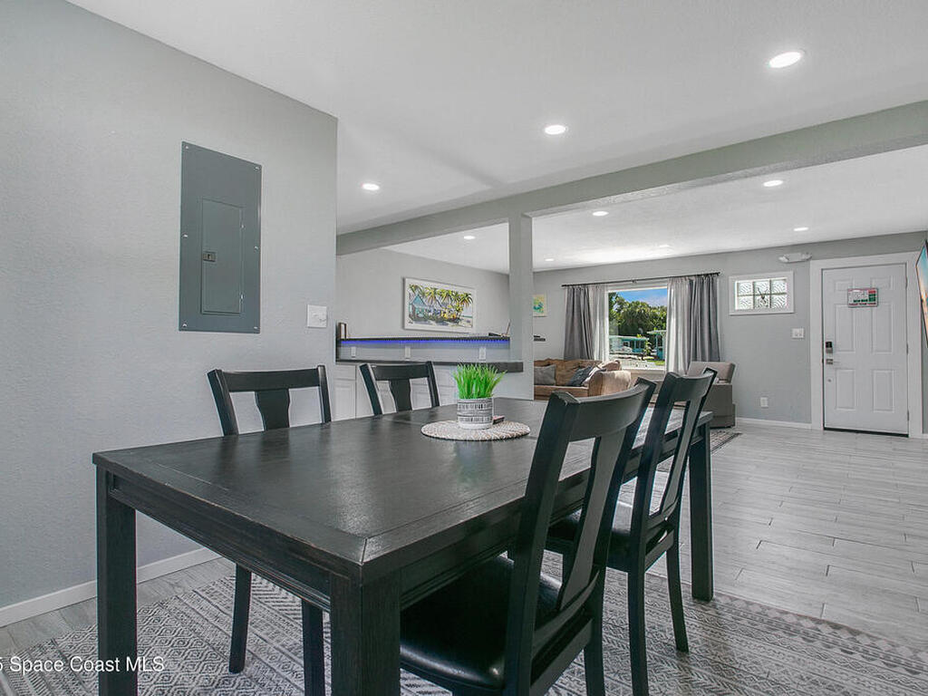 450 S Brevard Avenue, Cocoa Beach, FL 32931