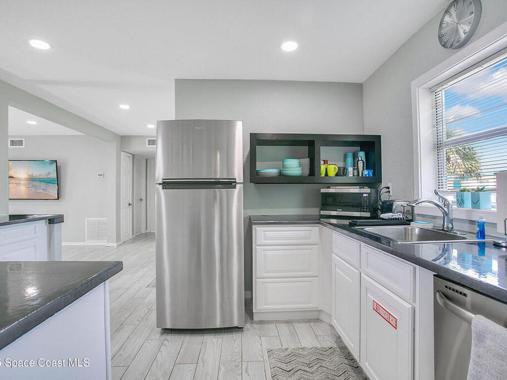 450 S Brevard Avenue, Cocoa Beach, FL 32931