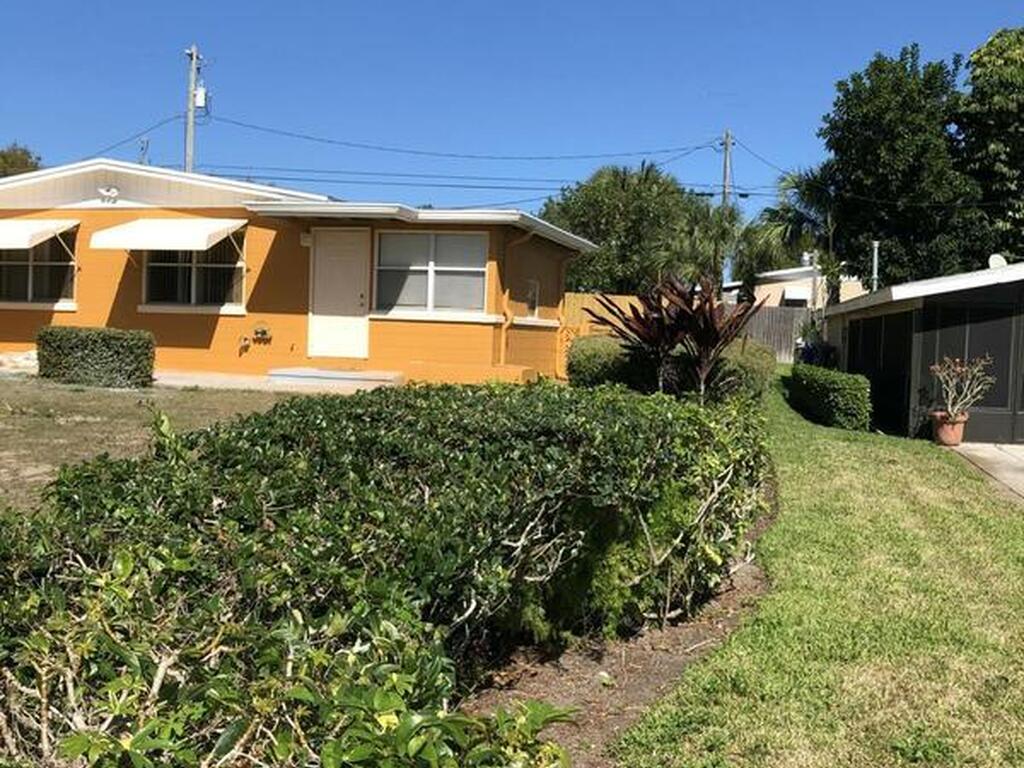 390 7th Road, Vero Beach, FL 32960