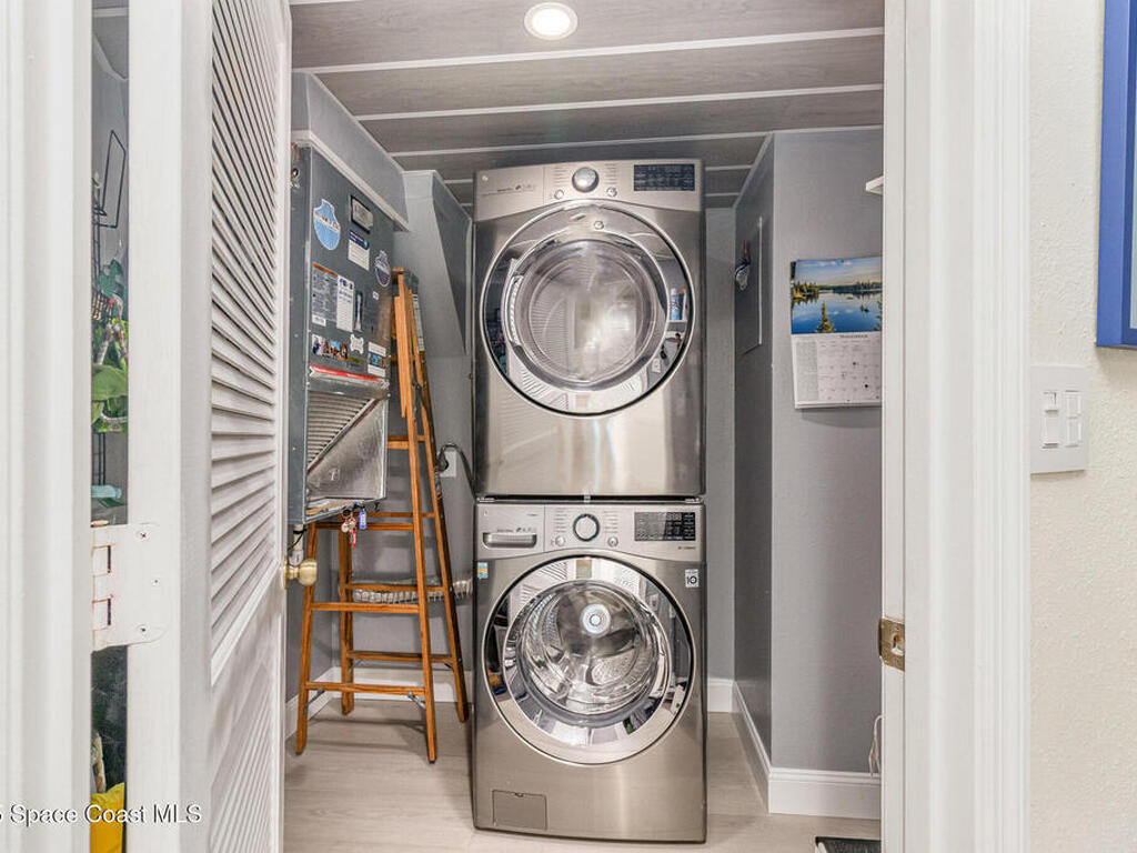 905 N Harbor City Boulevard, Melbourne, FL 32935