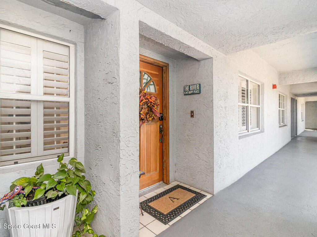 905 N Harbor City Boulevard, Melbourne, FL 32935