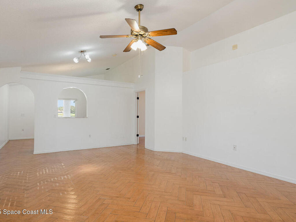 2885 Maderia Circle, Melbourne, FL 32935