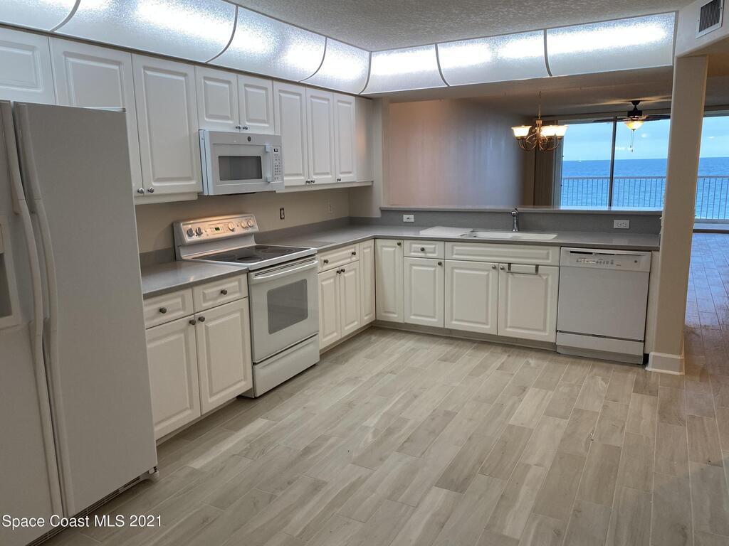 735 N Highway A1a, Indialantic, FL 32903