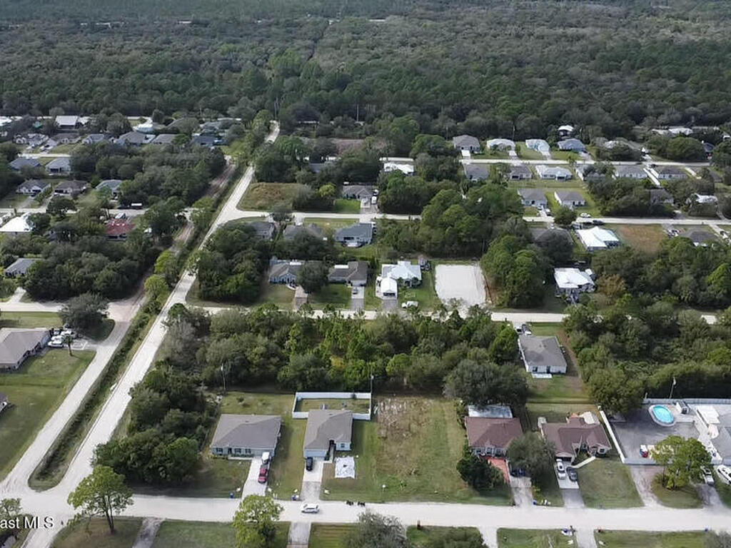 8545 104th Avenue, Vero Beach, FL 32967