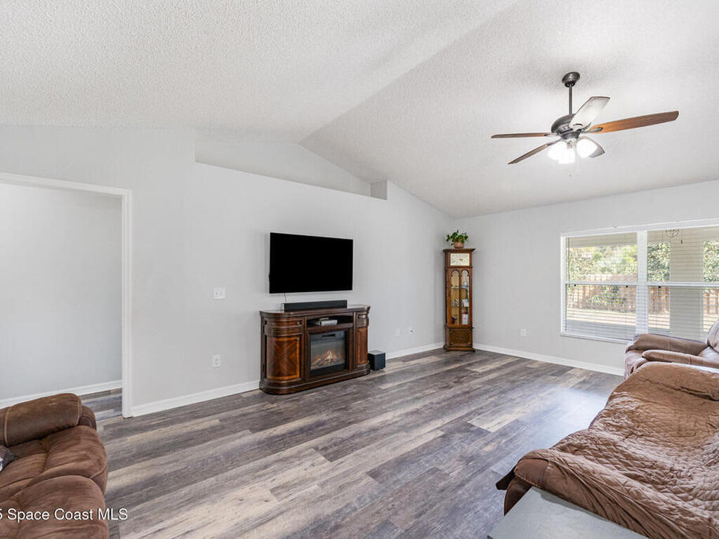 3291 Fitzpatrick Avenue, Palm Bay, FL 32908