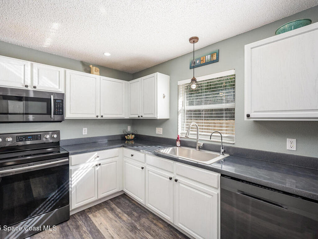 3291 Fitzpatrick Avenue, Palm Bay, FL 32908