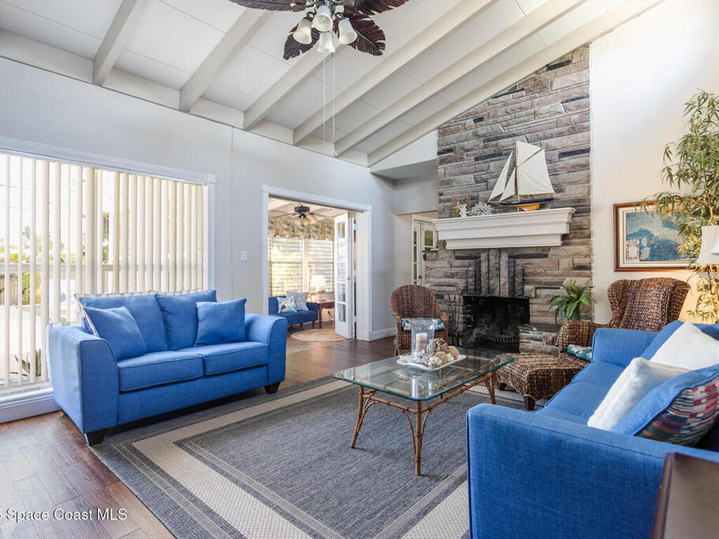 905 S Brevard Avenue, Cocoa Beach, FL 32931