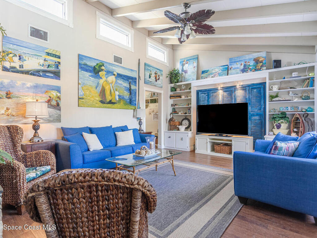 905 S Brevard Avenue, Cocoa Beach, FL 32931