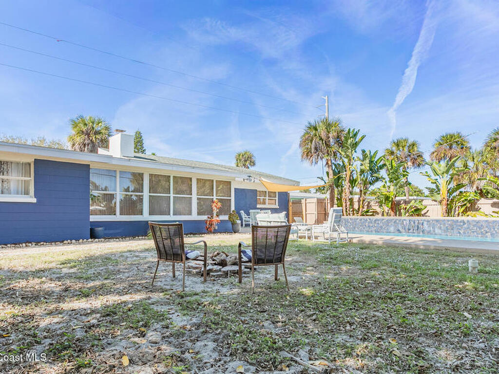 905 S Brevard Avenue, Cocoa Beach, FL 32931