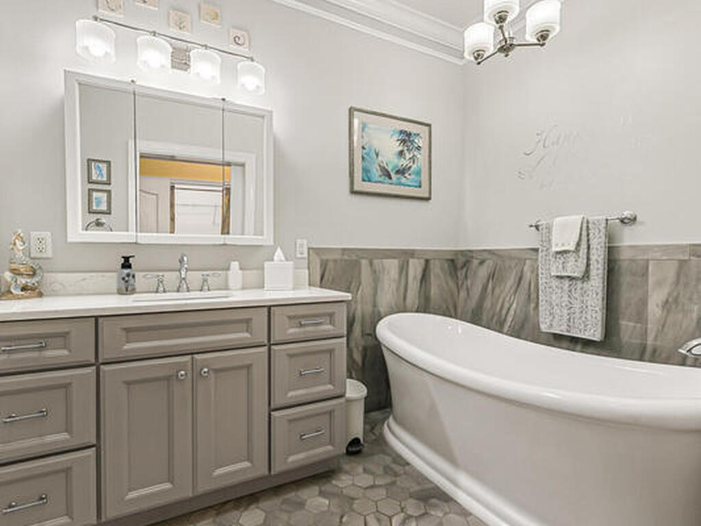 4331 Aberdeen Circle, Rockledge, FL 32955