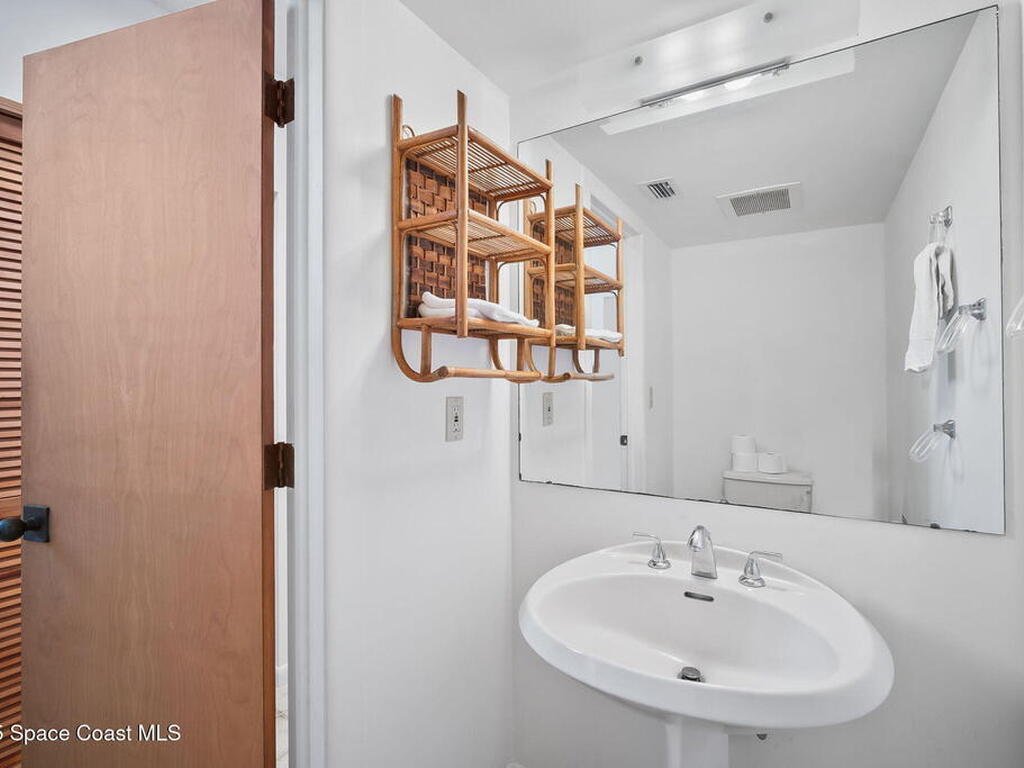 386 Aquarina Boulevard, Melbourne Beach, FL 32951