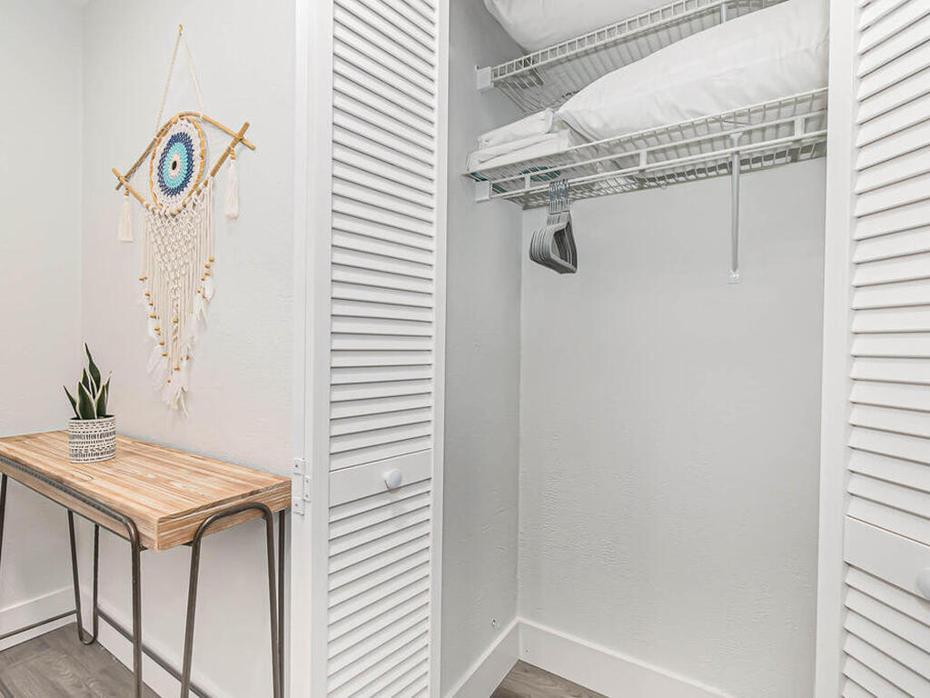 320 Jamaica Drive, Merritt Island, FL 32952