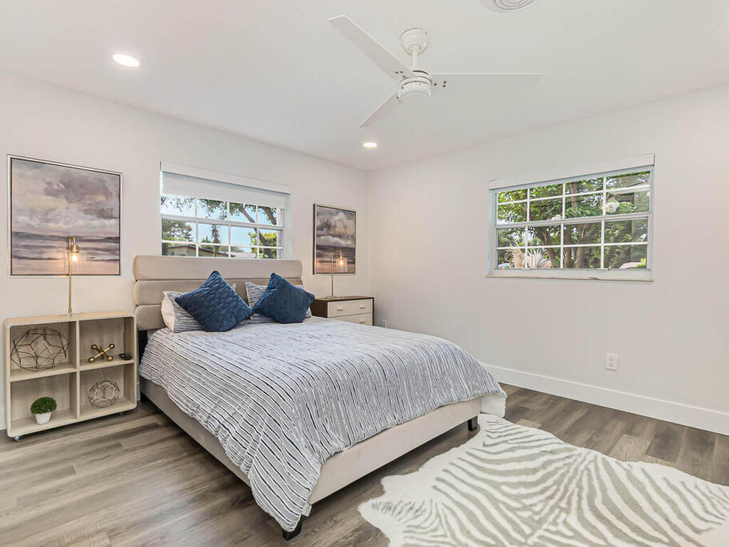 320 Jamaica Drive, Merritt Island, FL 32952