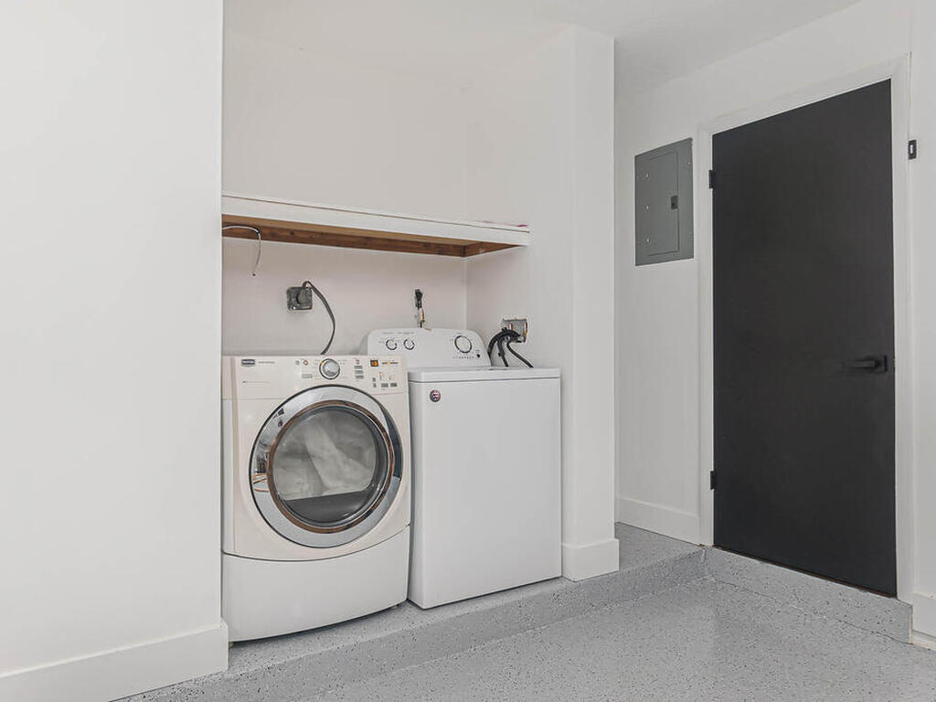 320 Jamaica Drive, Merritt Island, FL 32952