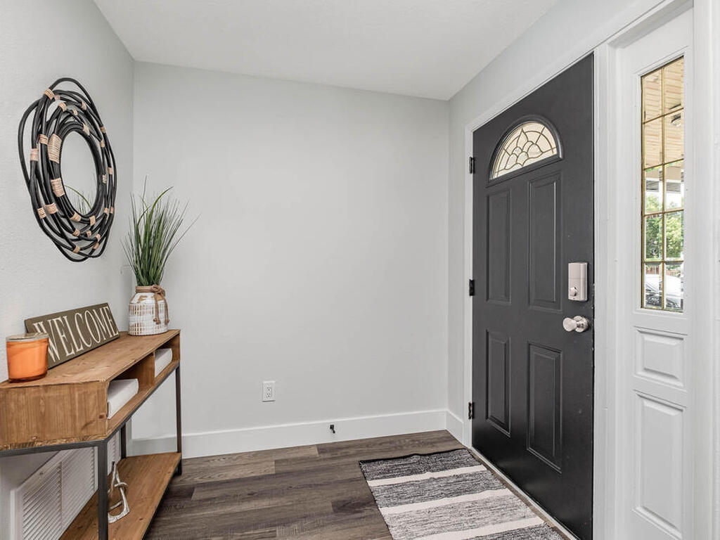 320 Jamaica Drive, Merritt Island, FL 32952