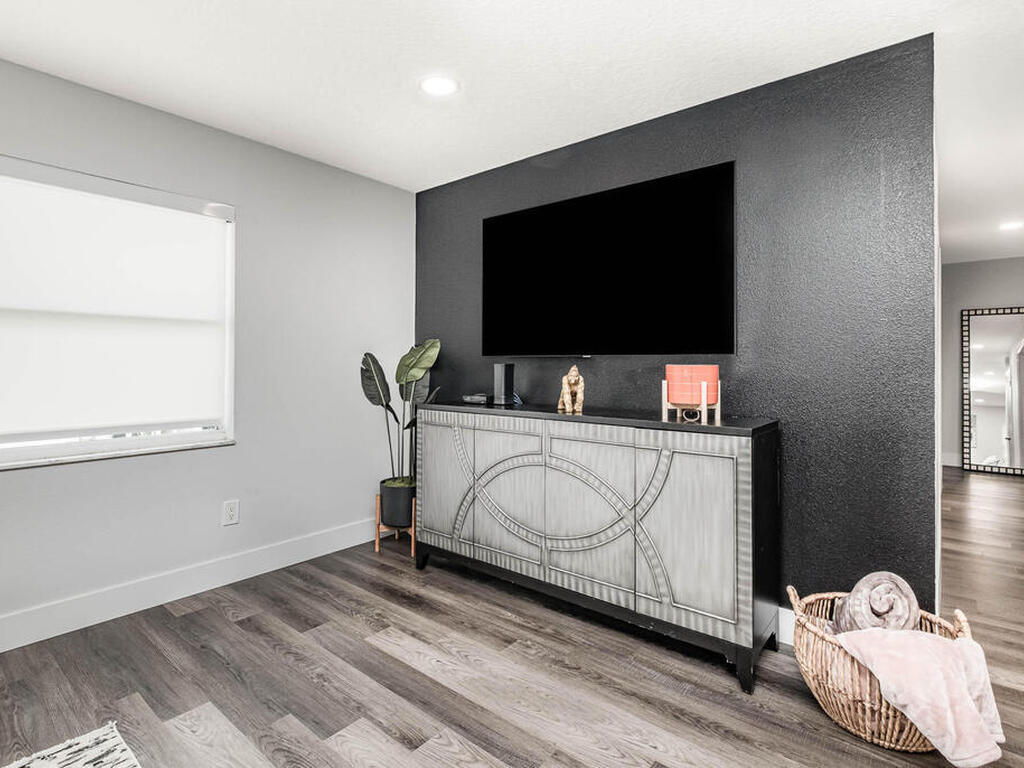 320 Jamaica Drive, Merritt Island, FL 32952