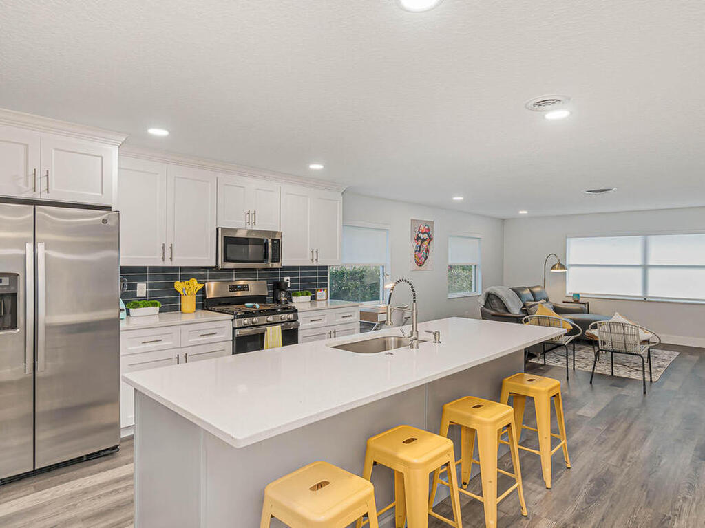 320 Jamaica Drive, Merritt Island, FL 32952