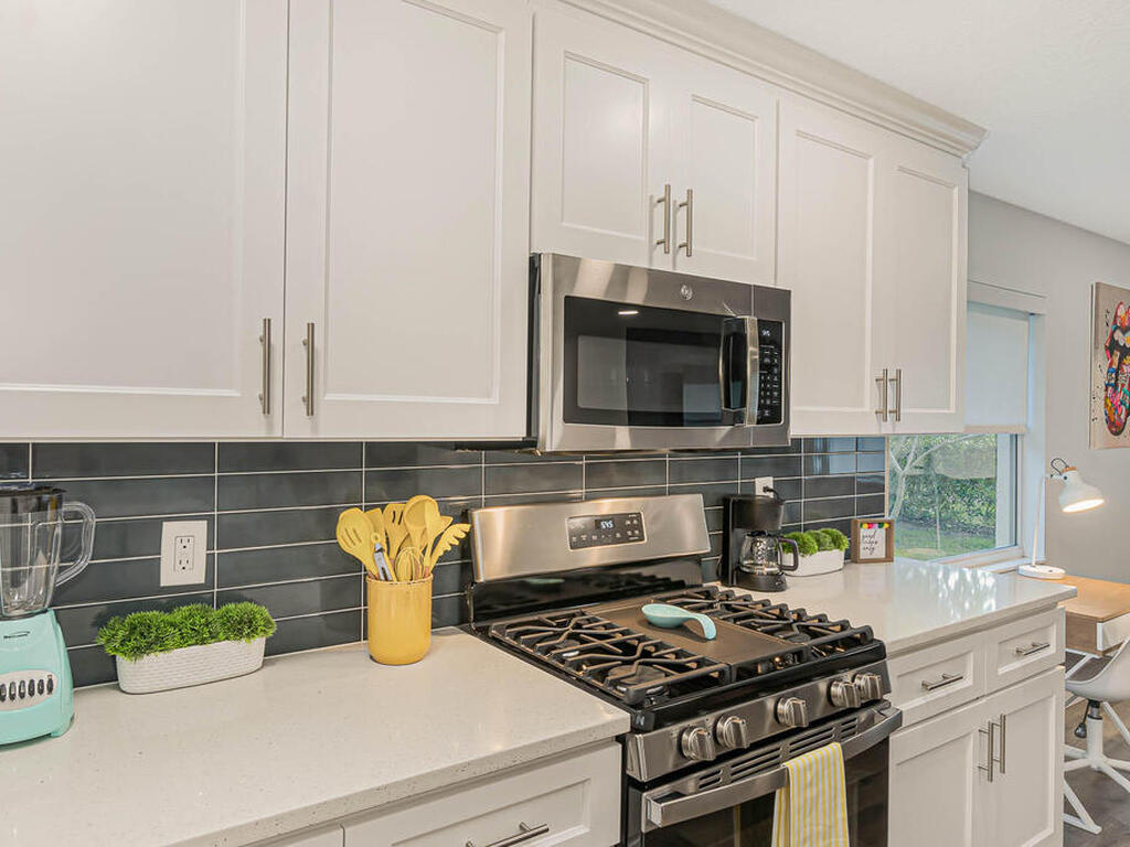 320 Jamaica Drive, Merritt Island, FL 32952