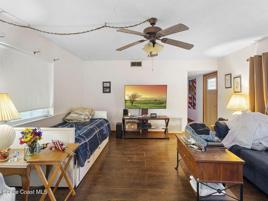 1132 Pine Tree Drive, Satellite Beach, FL 32937