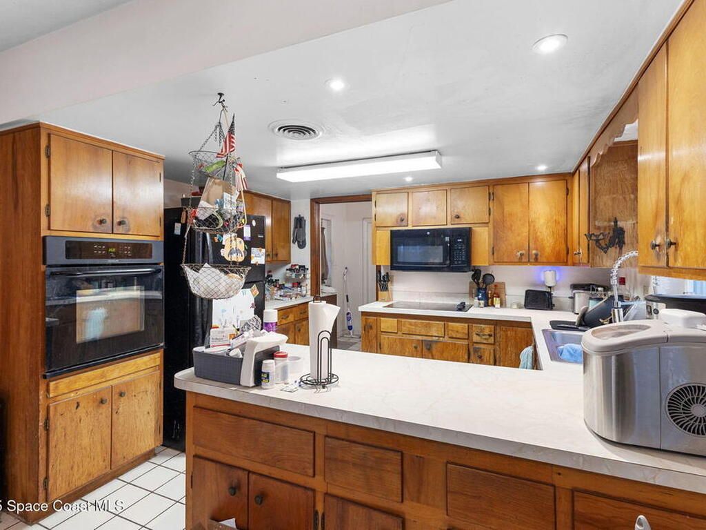 1132 Pine Tree Drive, Satellite Beach, FL 32937