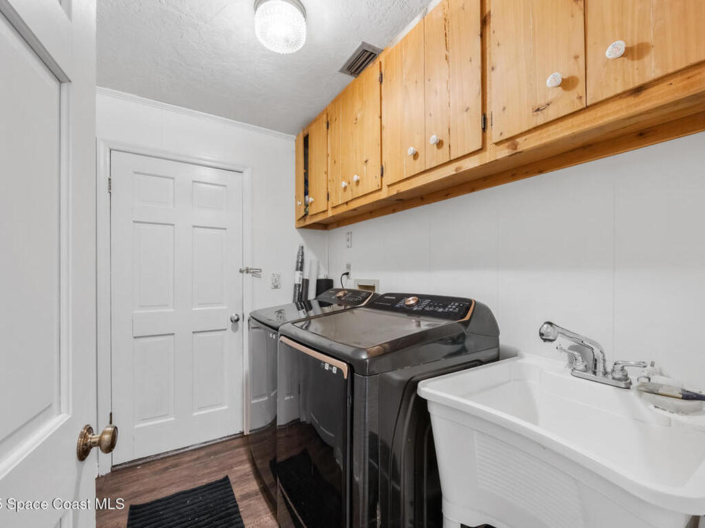 6885 Orchid Tree Drive, Grant, FL 32949