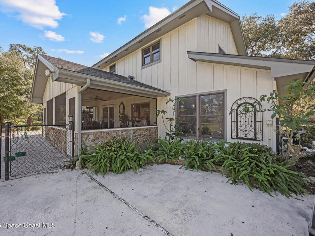 6885 Orchid Tree Drive, Grant, FL 32949