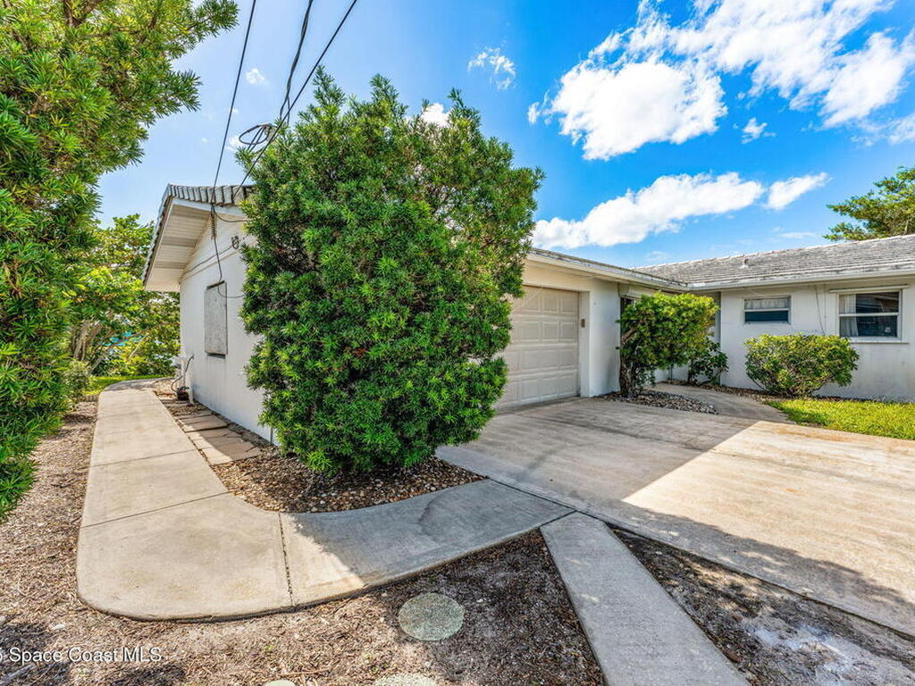 272 Bahama Boulevard, Cocoa Beach, FL 32931
