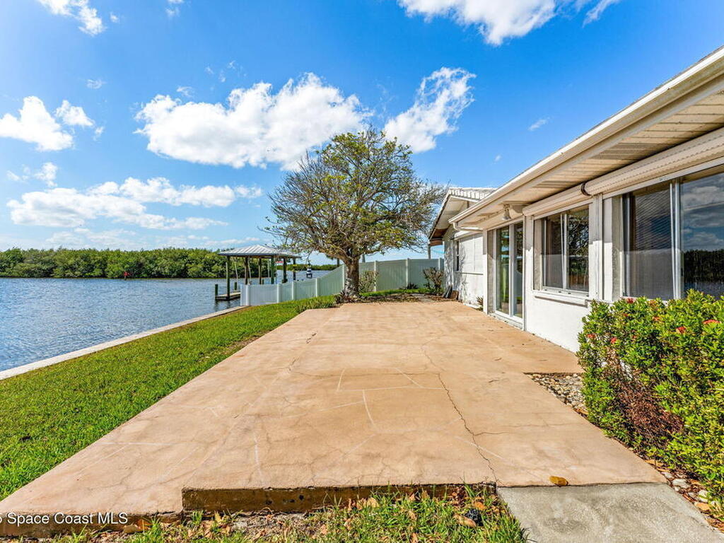 272 Bahama Boulevard, Cocoa Beach, FL 32931