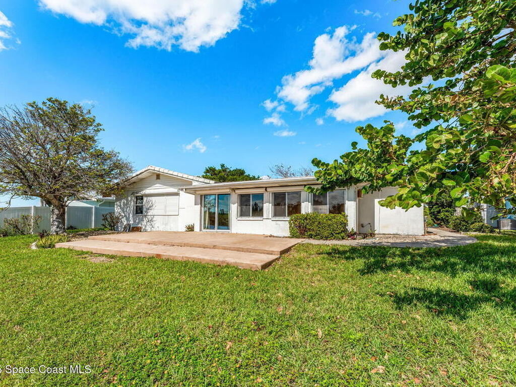 272 Bahama Boulevard, Cocoa Beach, FL 32931
