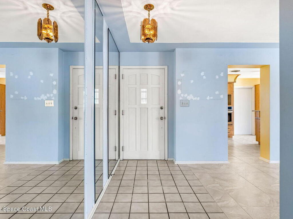 272 Bahama Boulevard, Cocoa Beach, FL 32931