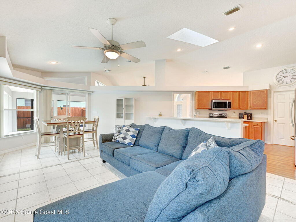 654 Sheridan Woods Drive, Melbourne, FL 32904