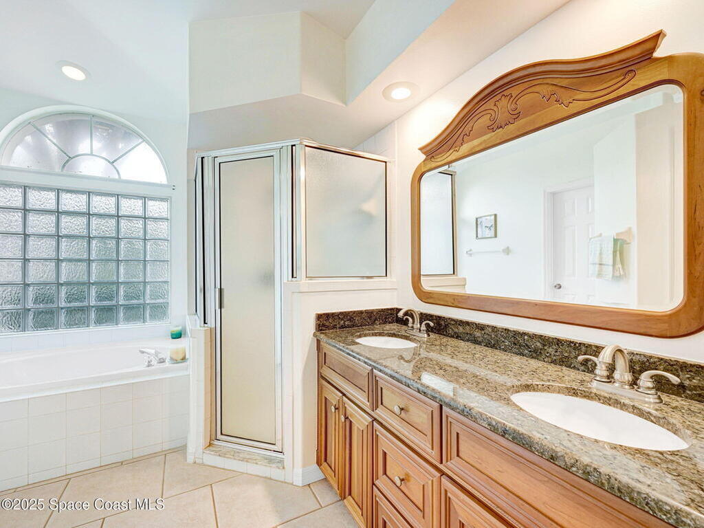 654 Sheridan Woods Drive, Melbourne, FL 32904