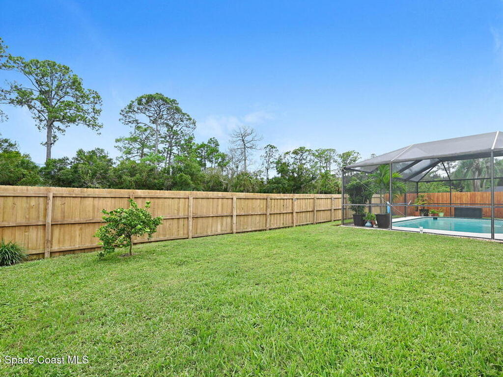 654 Sheridan Woods Drive, Melbourne, FL 32904