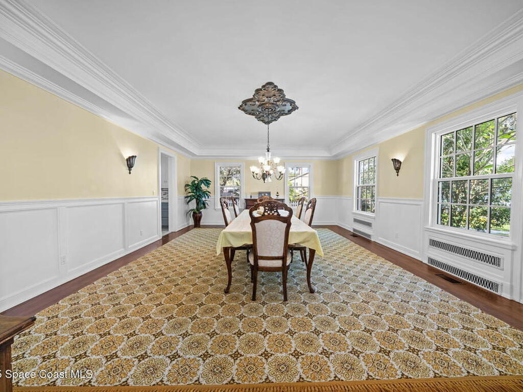 875 N Indian River Drive, Cocoa, FL 32922