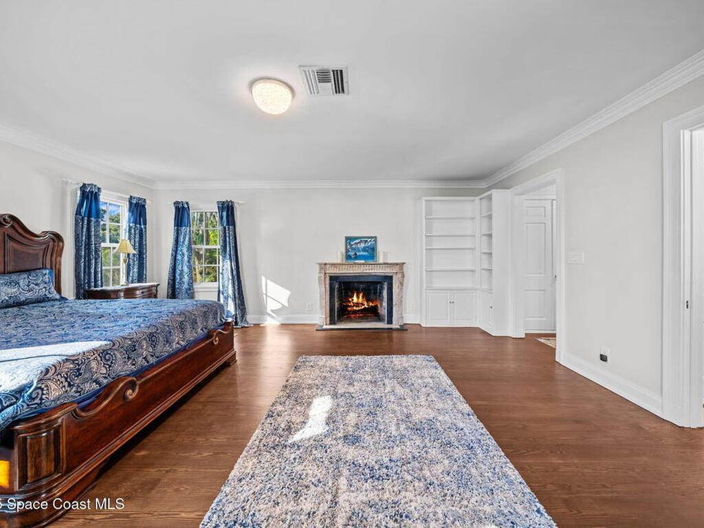 875 N Indian River Drive, Cocoa, FL 32922