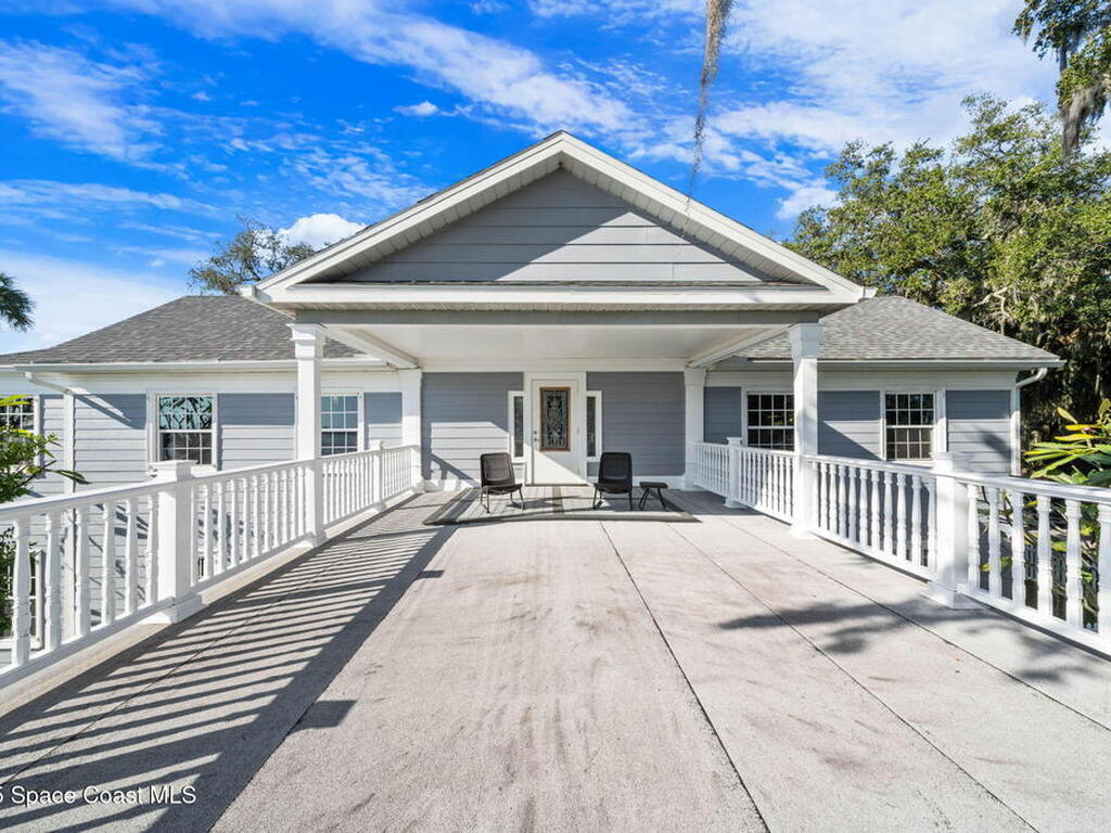 875 N Indian River Drive, Cocoa, FL 32922