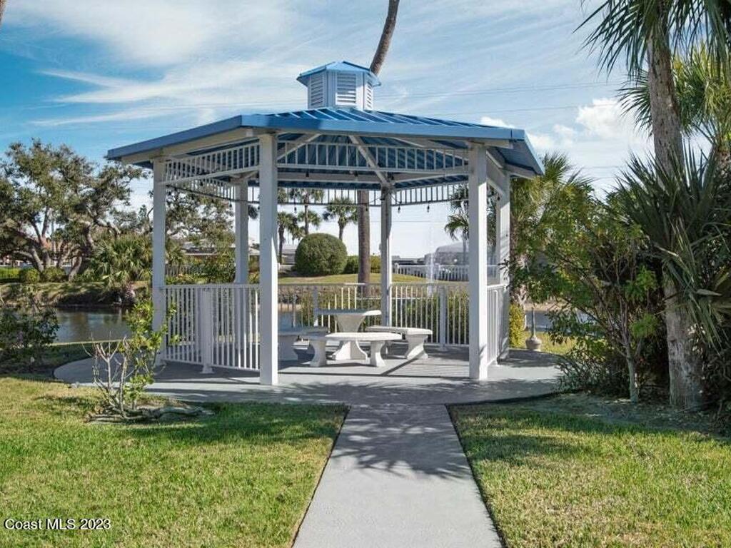 3165 N Atlantic Avenue, Cocoa Beach, FL 32931