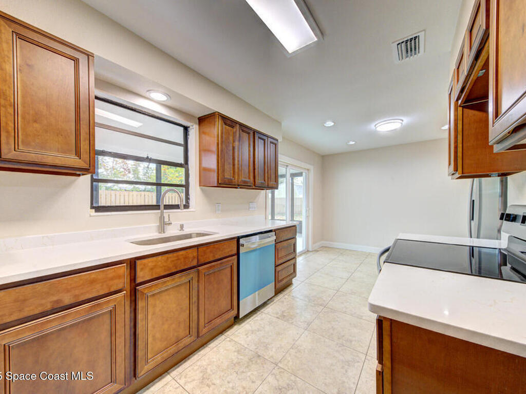 725 Osage Avenue, Melbourne, FL 32935