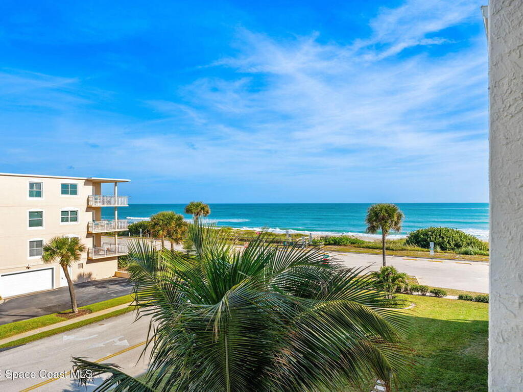 700 Wavecrest Avenue, Indialantic, FL 32903