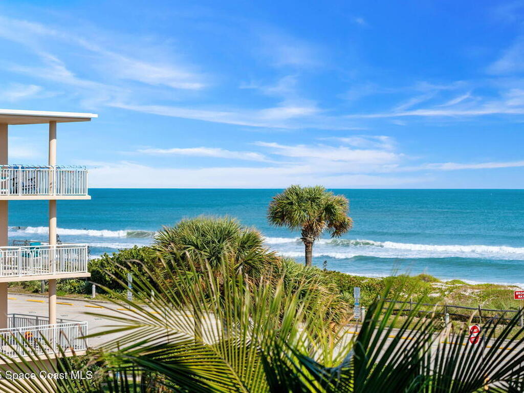 700 Wavecrest Avenue, Indialantic, FL 32903