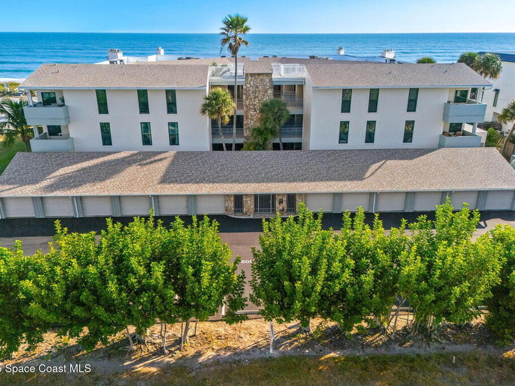 700 Wavecrest Avenue, Indialantic, FL 32903