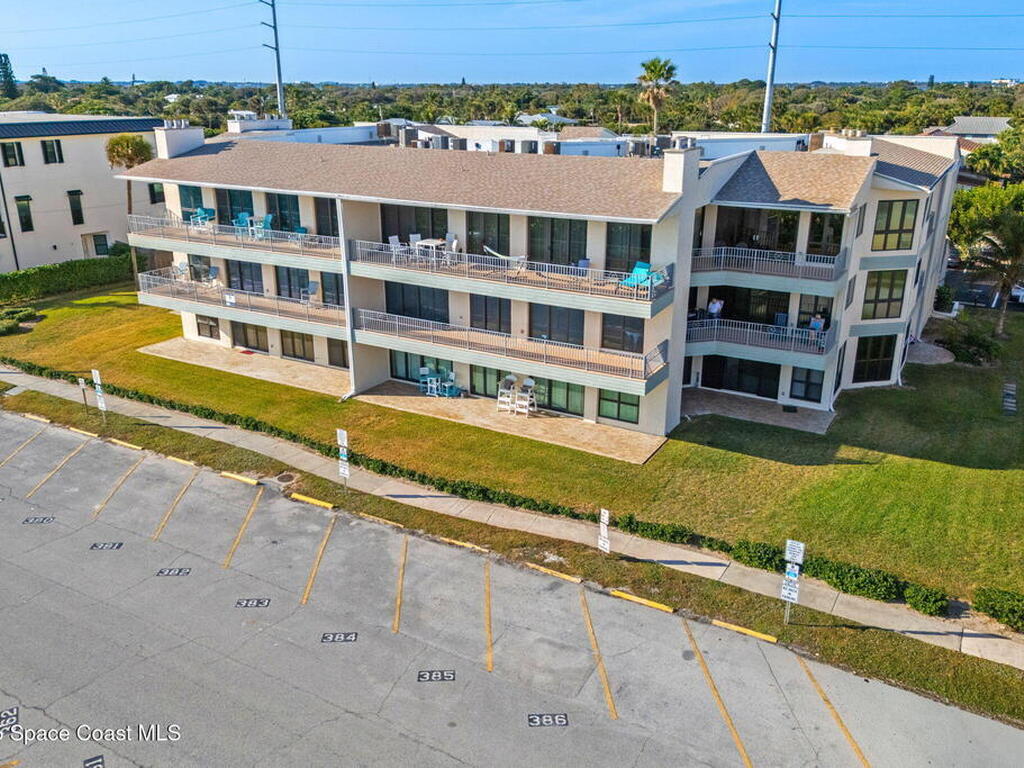 700 Wavecrest Avenue, Indialantic, FL 32903