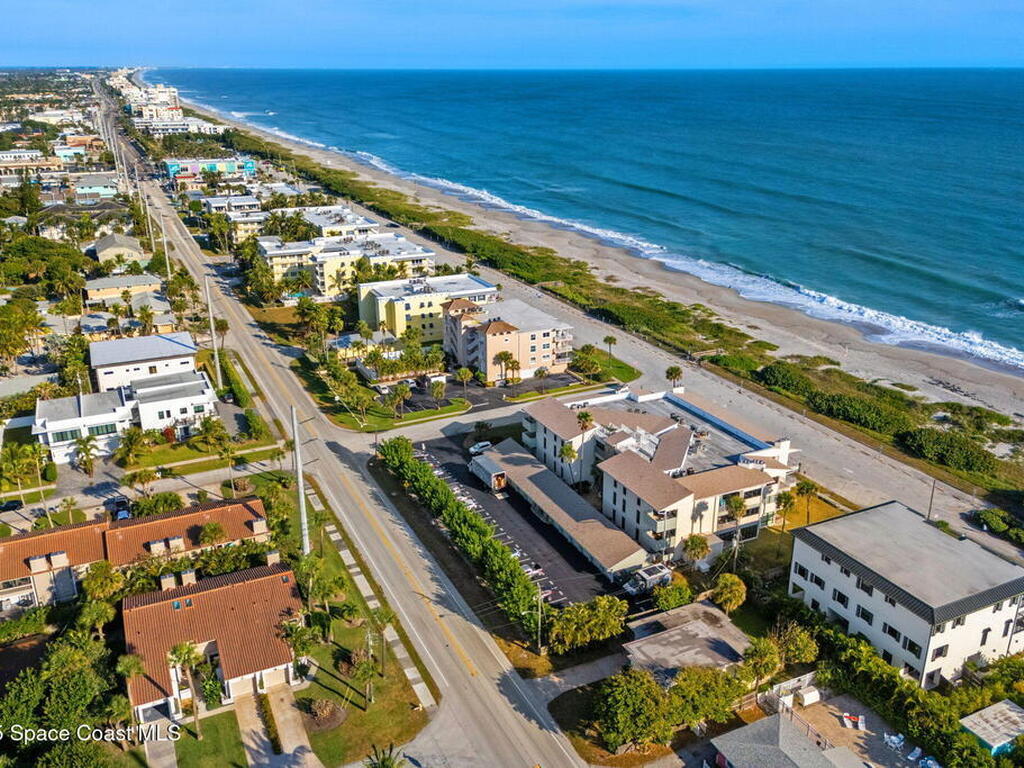 700 Wavecrest Avenue, Indialantic, FL 32903