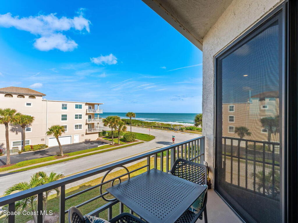 700 Wavecrest Avenue, Indialantic, FL 32903