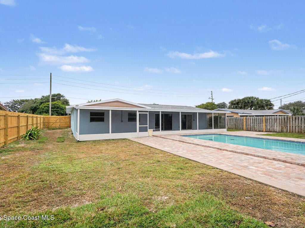 292 Pine Tree Drive, Indialantic, FL 32903