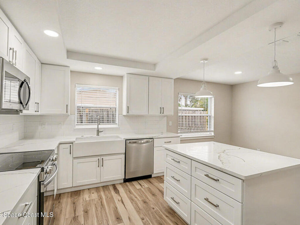 292 Pine Tree Drive, Indialantic, FL 32903