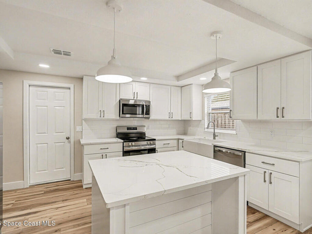 292 Pine Tree Drive, Indialantic, FL 32903