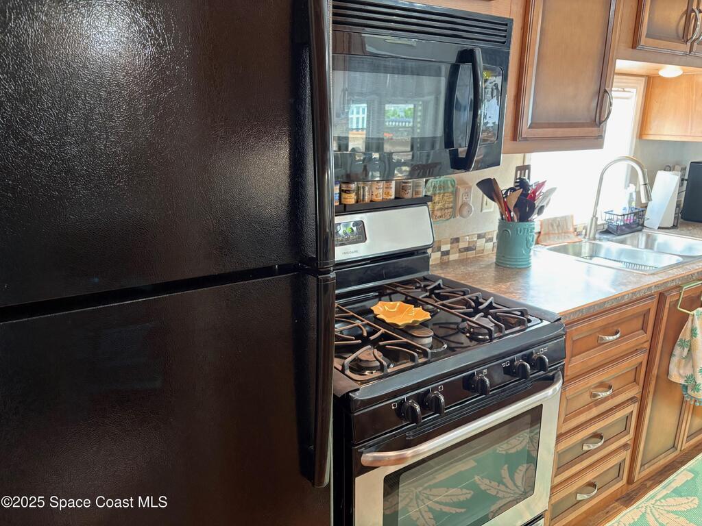 3192 Dockside Lane, Melbourne Beach, FL 32951