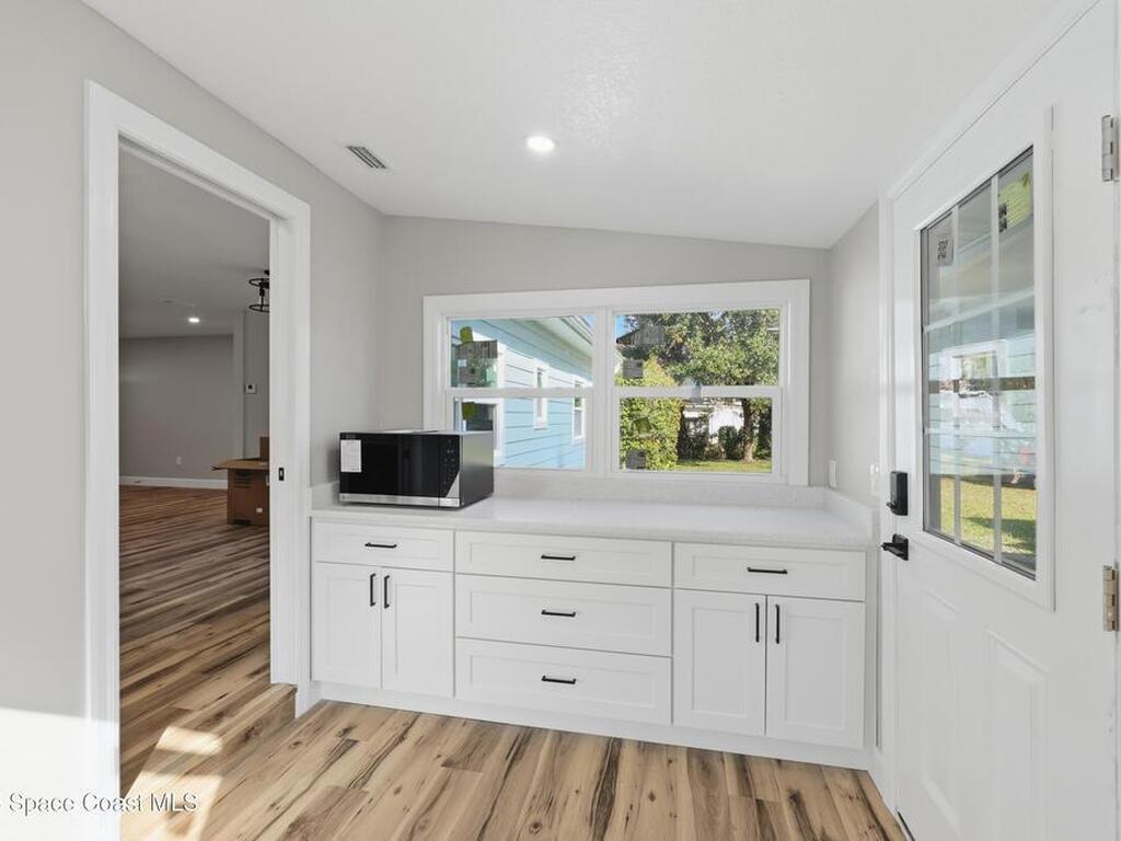 440 La Veta Drive, Melbourne, FL 32904