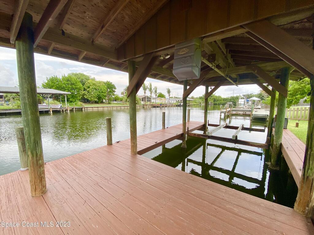 110 Deleon Road, Cocoa Beach, FL 32931